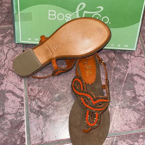 Bos&Co woman’s tangerine sandals size 6 - Picture 3 of 4
